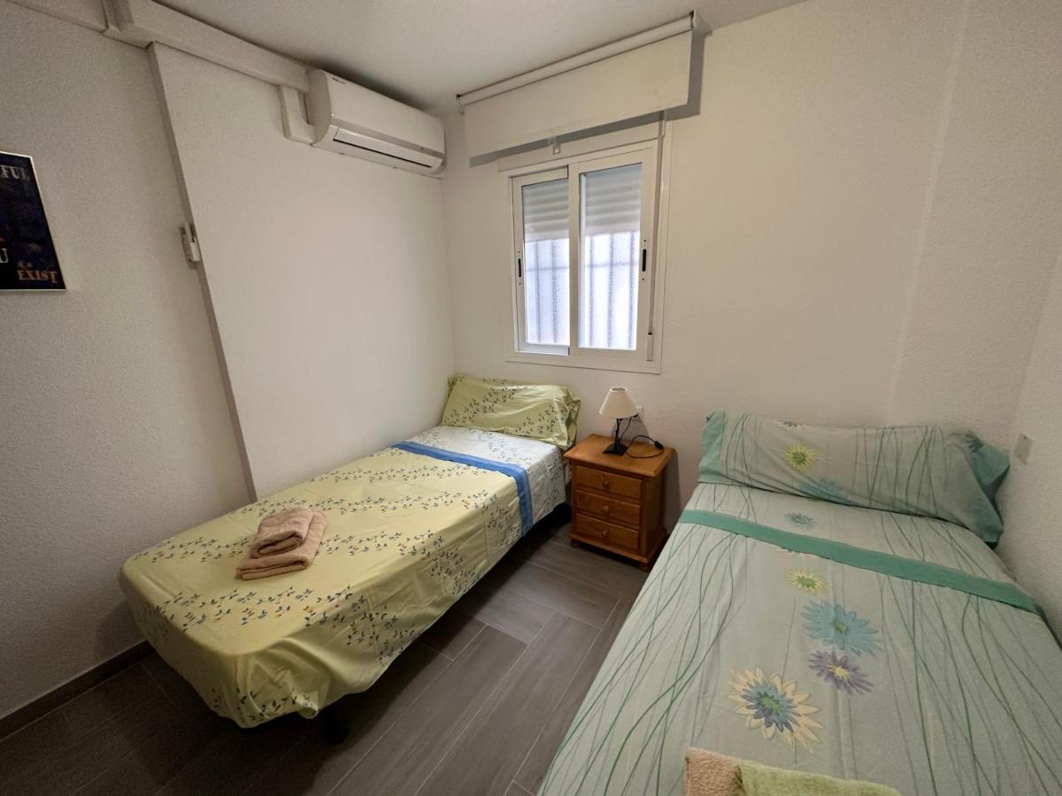 Gran Apartamento Centrico Y Muy Cerca De La Playa Fuengirola Exterior photo